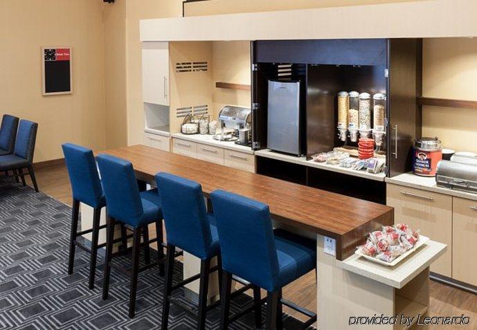 Towneplace Suites Dallas Las Colinas Irving Bagian luar foto
