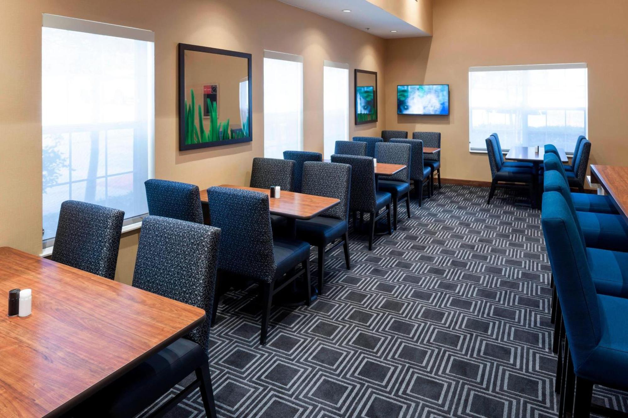 Towneplace Suites Dallas Las Colinas Irving Bagian luar foto