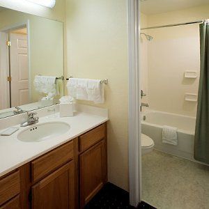 Towneplace Suites Dallas Las Colinas Irving Bagian luar foto
